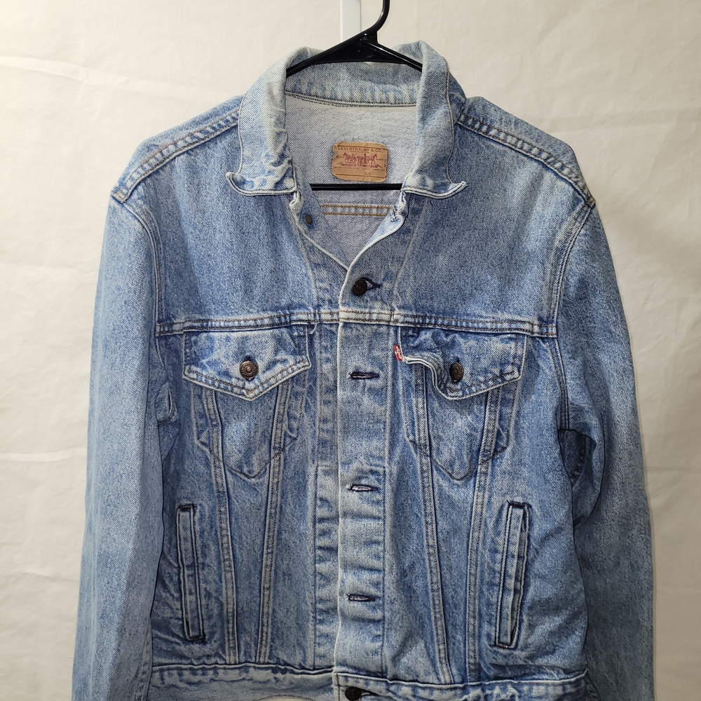 Levi's Men's Light Blue Denim Jacket